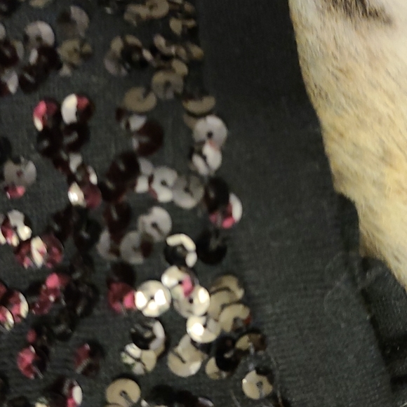 H&M LARGE sequin black long-sleeve top - Picture 4 of 4